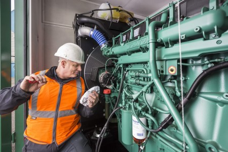 Топливо для дизельных генераторов: как правильно заправлять ДГУ